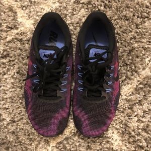 Nike flex running shoes / 7.5